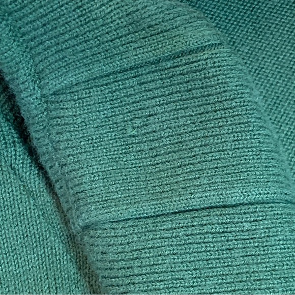 Knitted Dove Emerald Green Cardigan Sweater - Picture 13 of 13